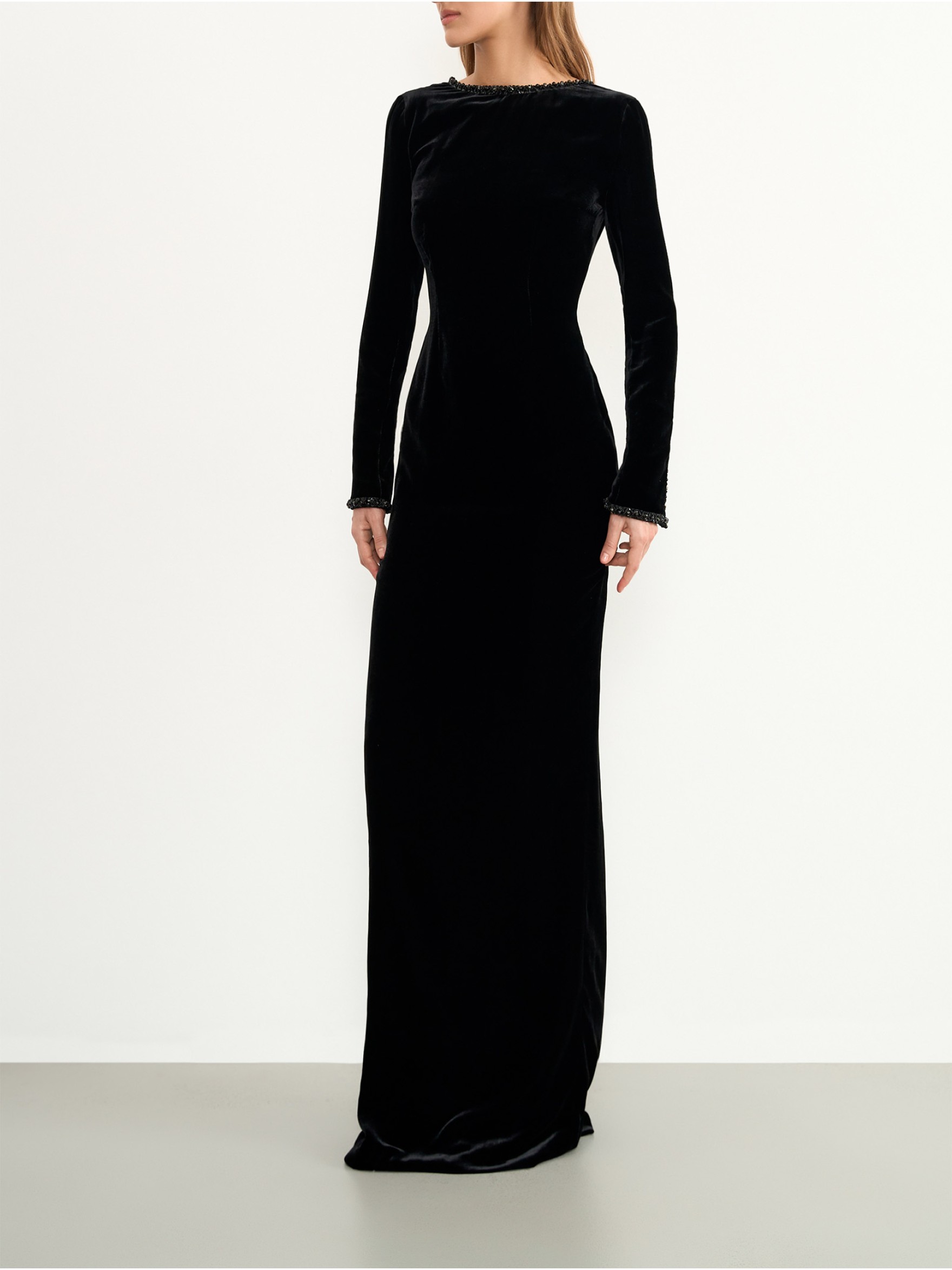 Макси платье из расшитого шелкового бархата