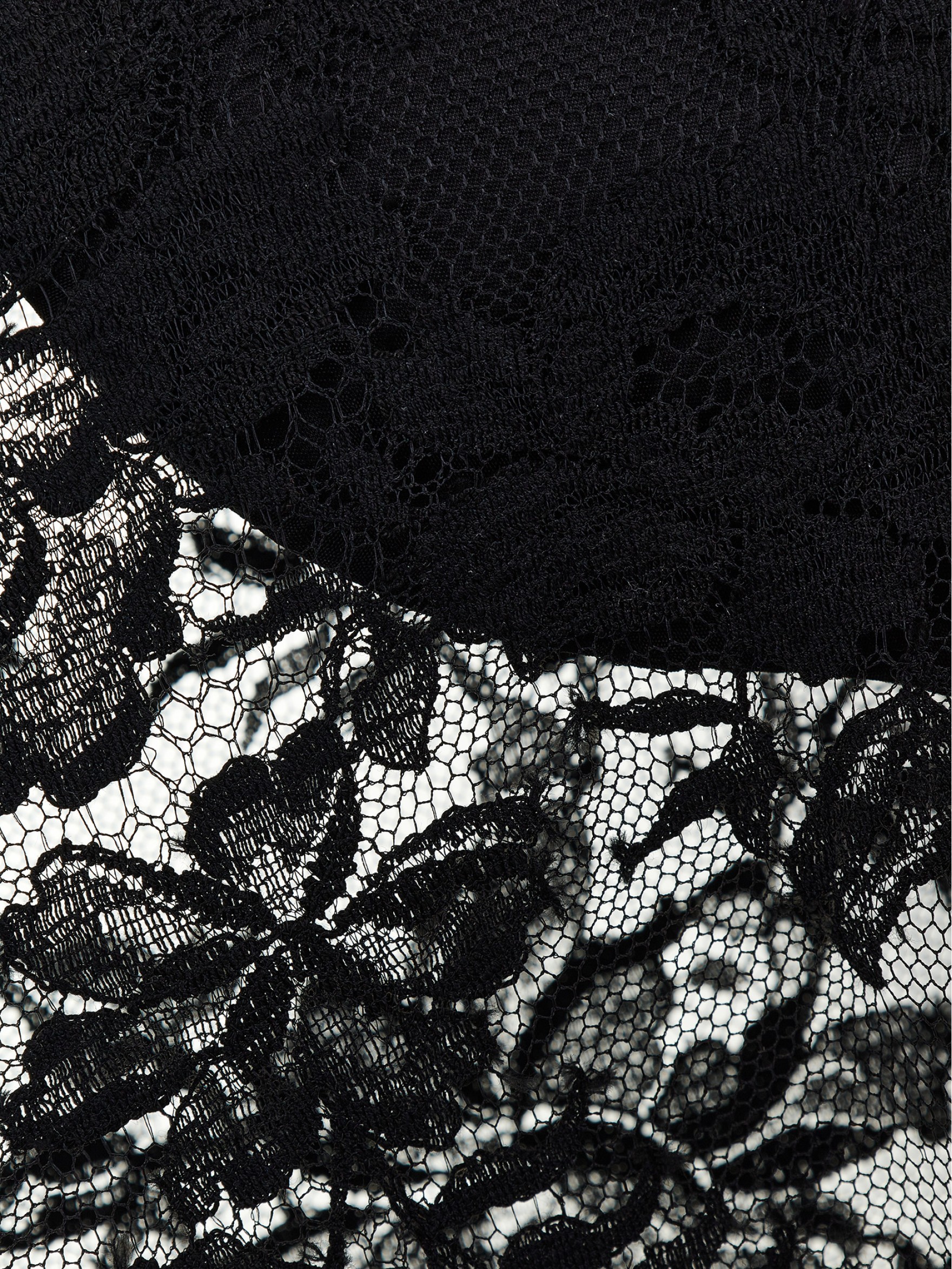 Топ из кружева с длинным рукавом