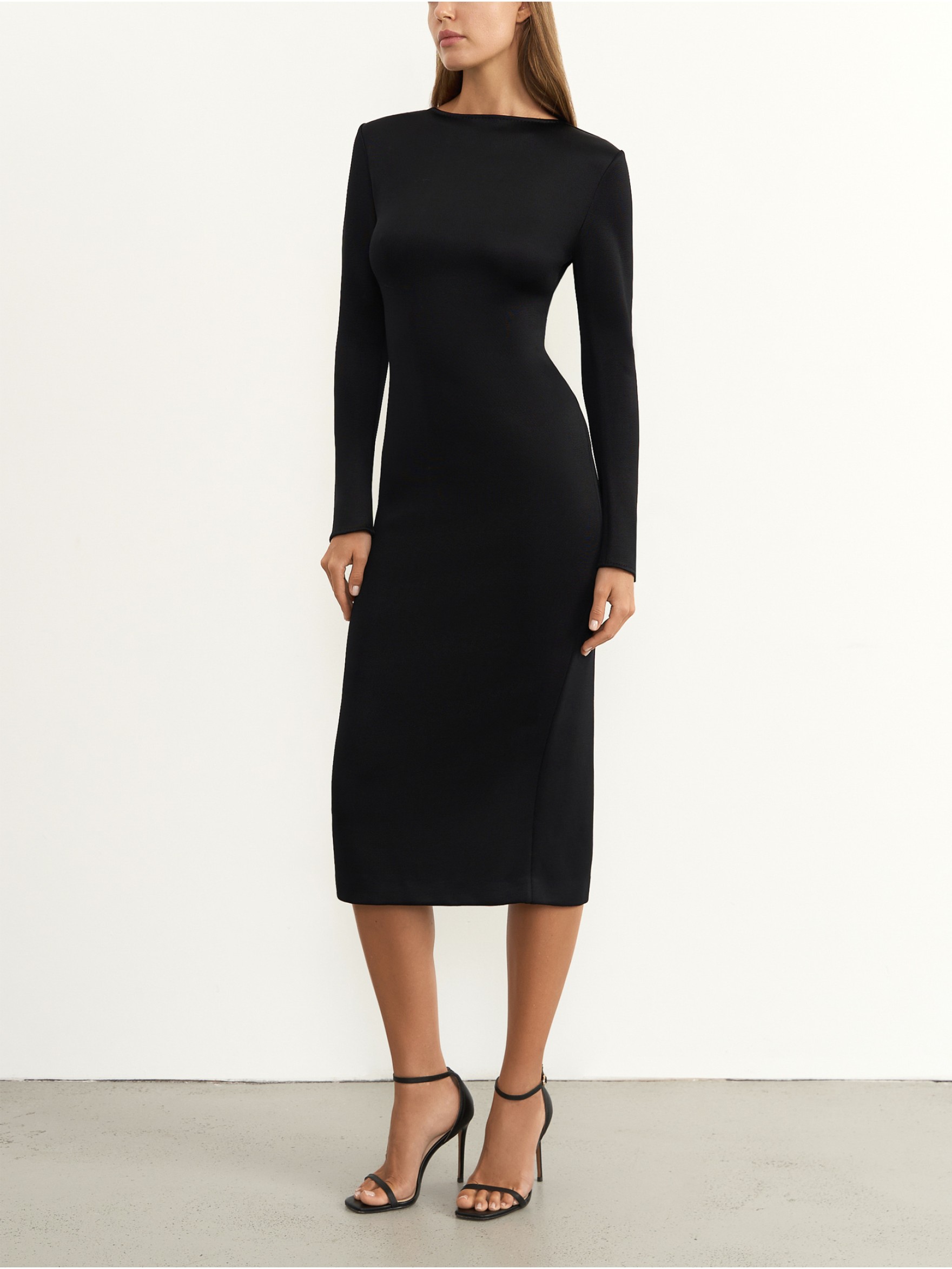 Миди платье из трикотажа