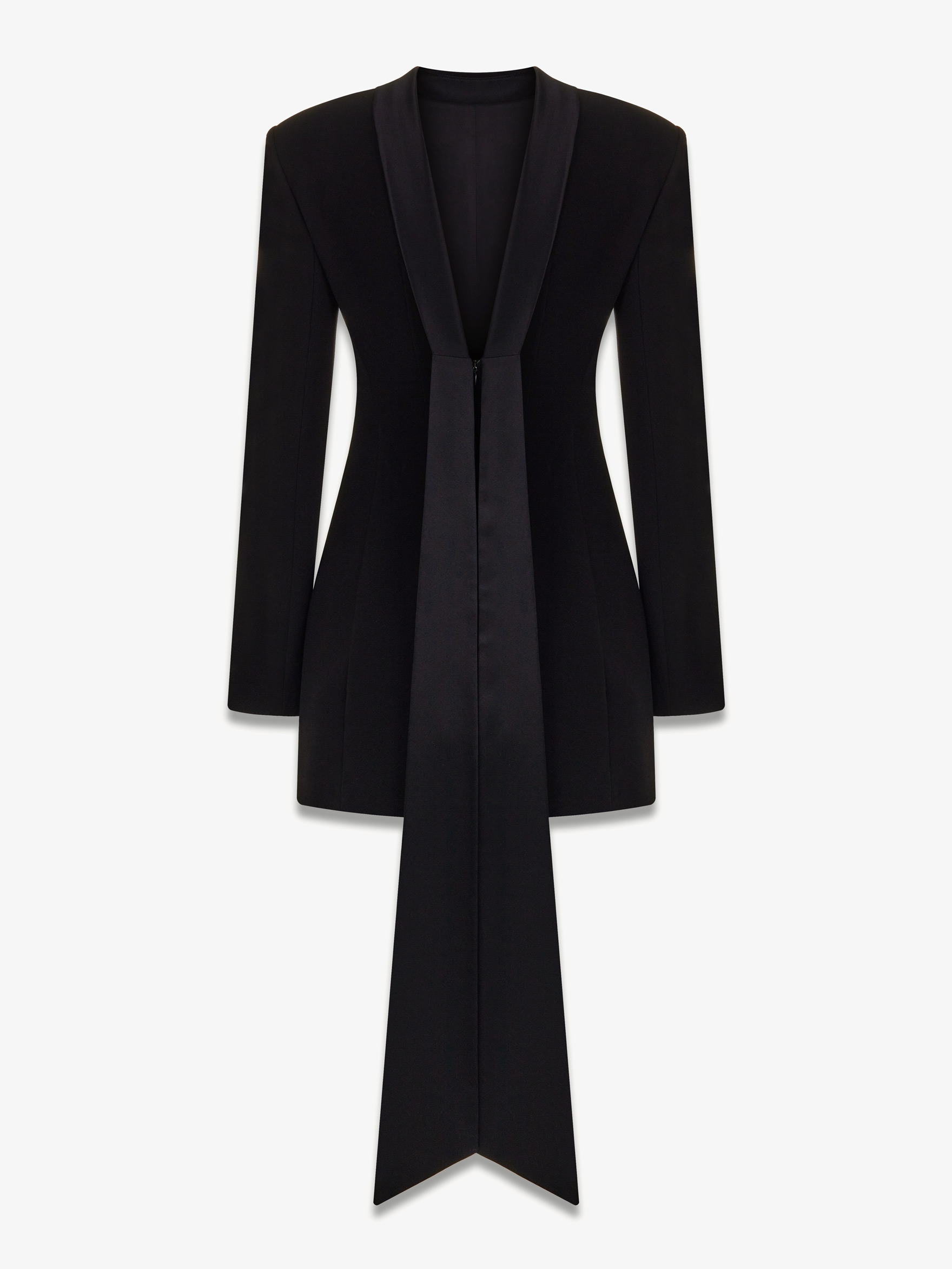 Платье скульптурного силуэта